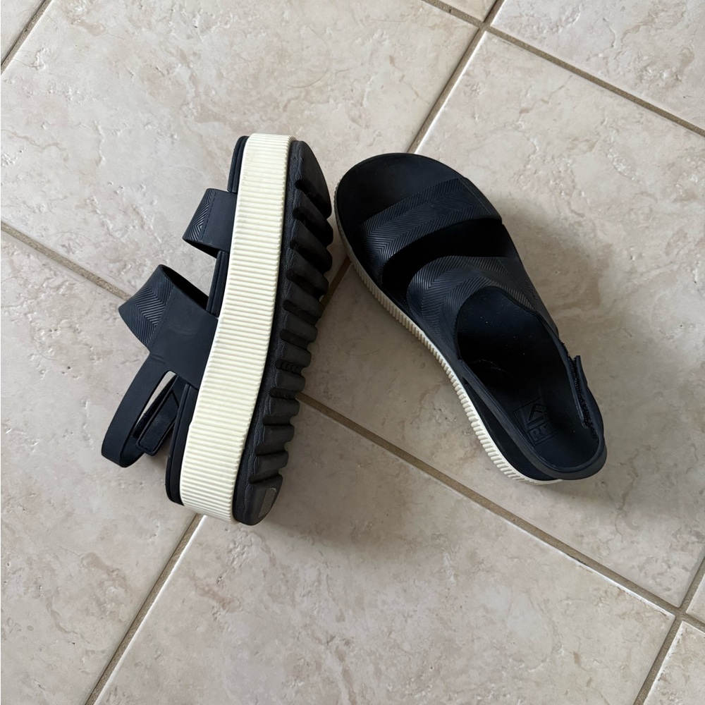 Reef Water Vista High Sandals - Size 8